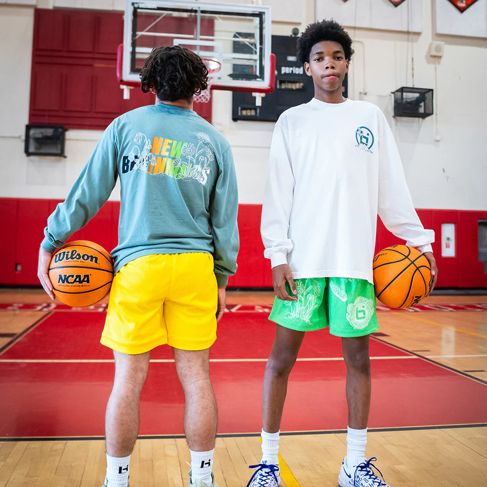 Growth Mesh Shorts in Green - Image 3